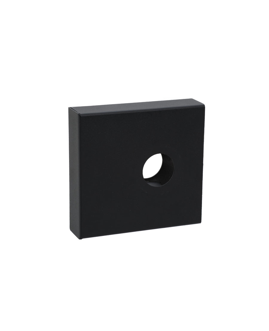 Caja metálica compatible con cerradura sobreponer SD110.