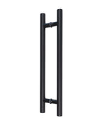 Tirador negro mate por ambos lados. Largo 60 cm.