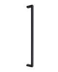 Tirador simple negro mate. Fijación invisible. Largo 60 cm.