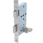 Cerradura de embutir puerta acceso principal, oficina o dormitorio, cilindro exterior / seguro interior. (Acero inoxidable 304). SKU: SDE204-AI.SEG/CL70