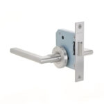 Cerradura de embutir función simple paso. Manillas modelo: MAITE. (Acero inoxidable 304). SKU: SDE240-AI.KIT.MAITE